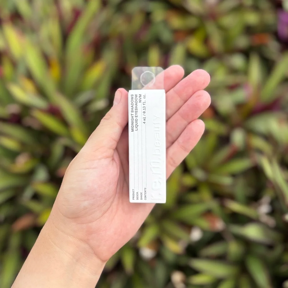 BNIB R.E.M. Beauty Starlet Matte Liquid Eyeshadow • NVM